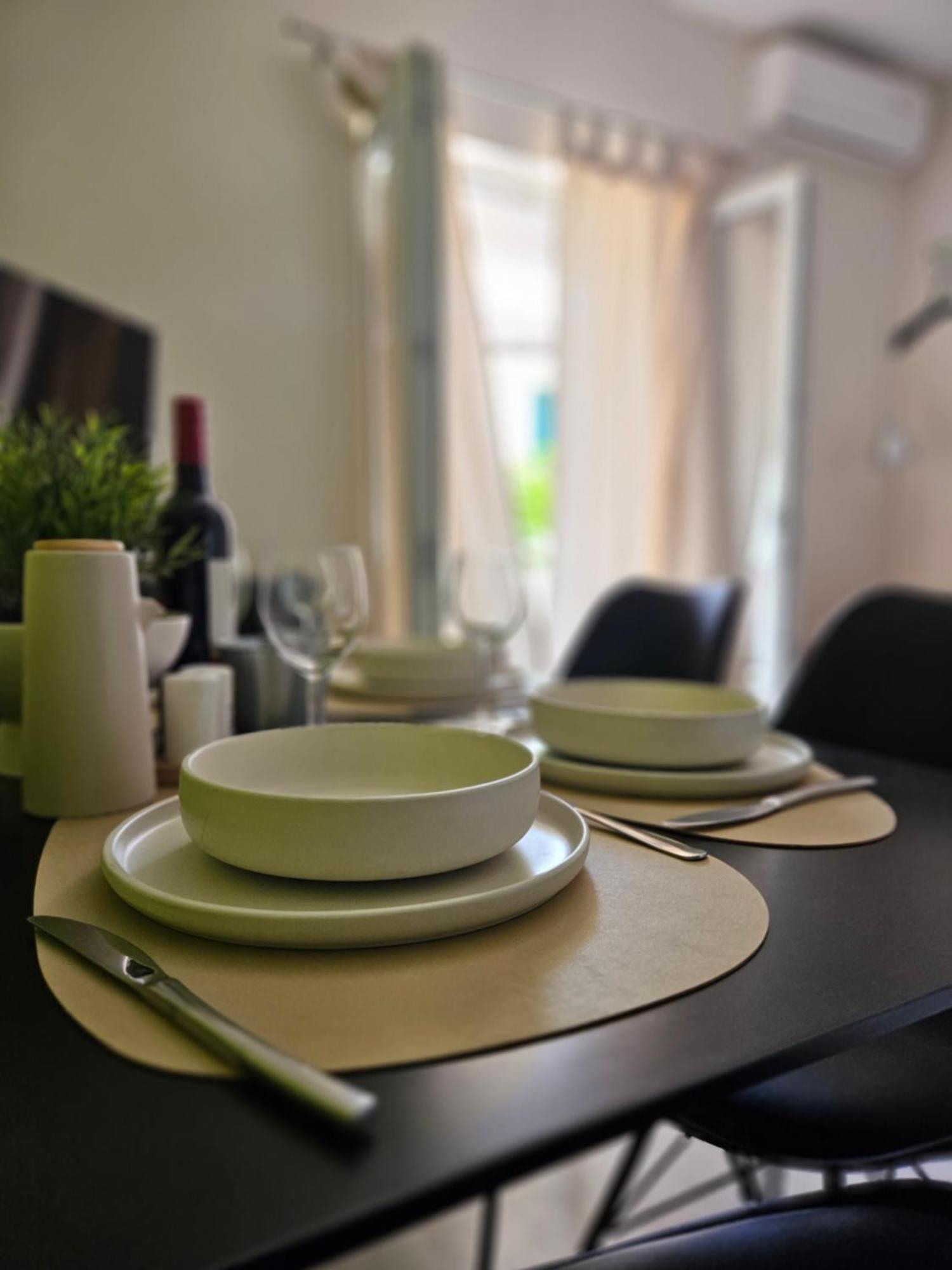 Charming Seaside Apartments Noa & Jakov, Zaboric Sibenik מראה חיצוני תמונה