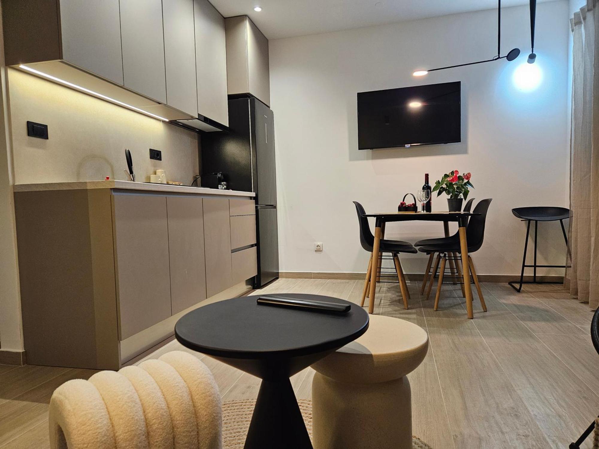 Charming Seaside Apartments Noa & Jakov, Zaboric Sibenik מראה חיצוני תמונה
